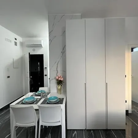 Marco Polo 아파트호텔 4*