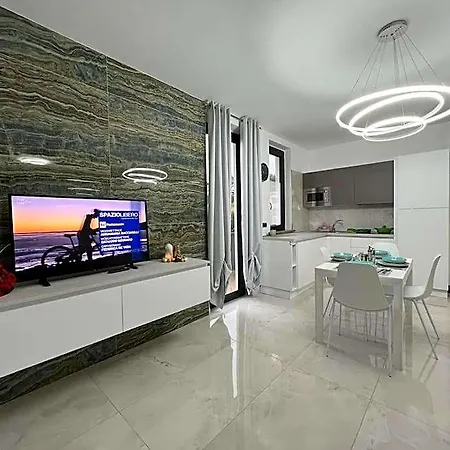 Aparthotel Marco Polo 4*
